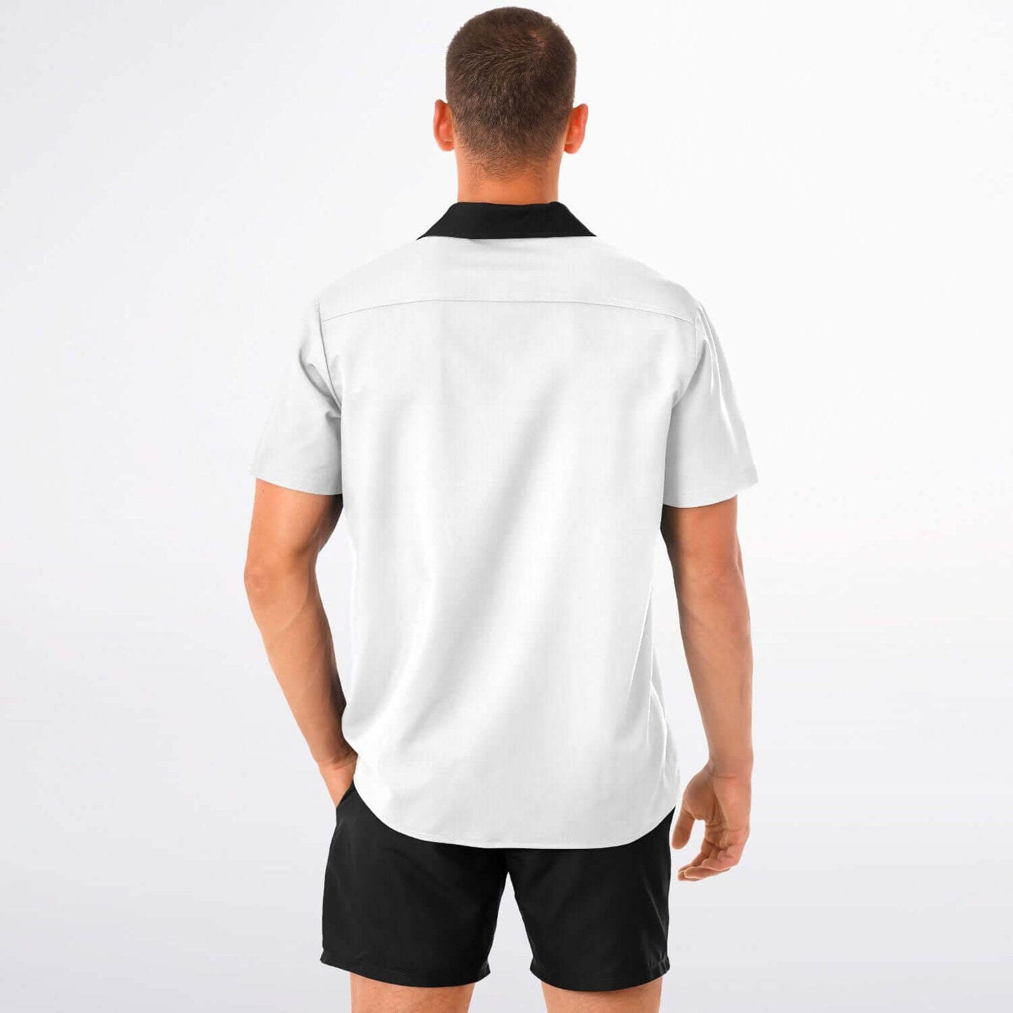 Timeless and stylish spread collar shirt from L.O.H., perfect for dressing up or down.