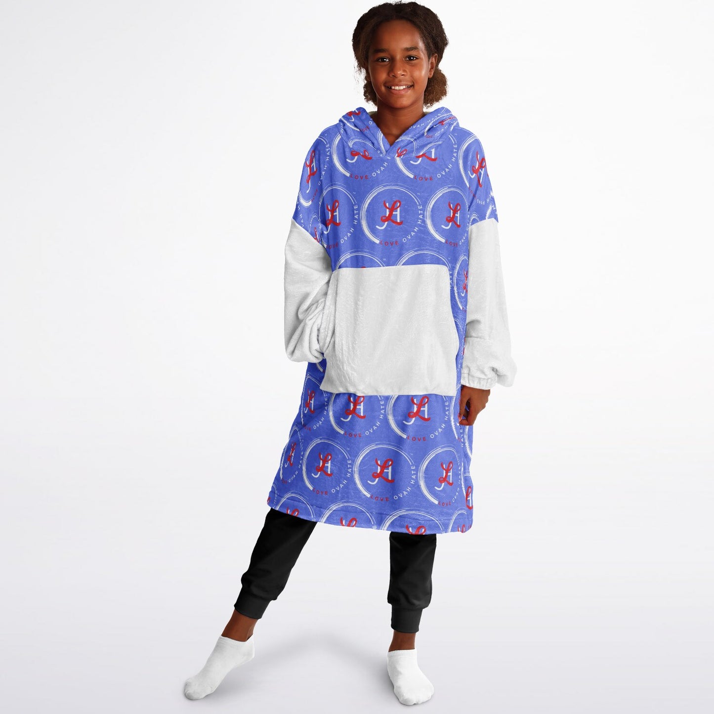 Trendy snug hoodie from L.O.H. with ribbed cuffs and a classic design.